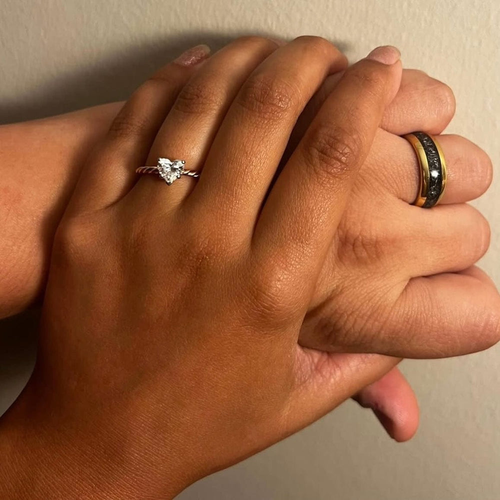 <h2>OVER<strong> 20K </strong>HAPPY<strong> </strong>COUPLES</h2>