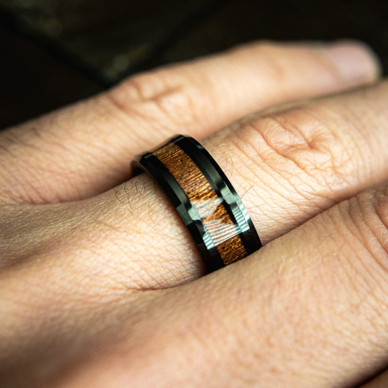 The Woodsman- Titanium and Wood Men's Wedding Ring | Madera Bands
